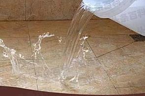 南宁市漏水维修 免砸砖防水材料该如何施工